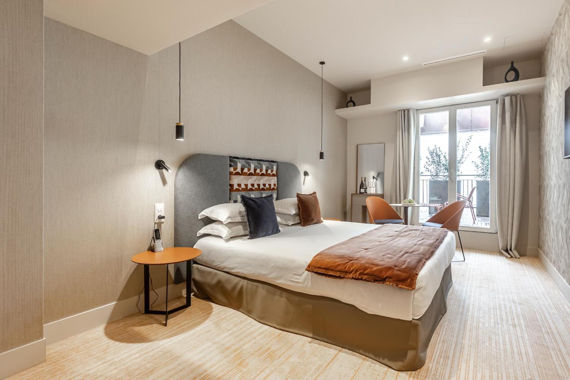 Suites Fl By Sweett Париж Екстериор снимка